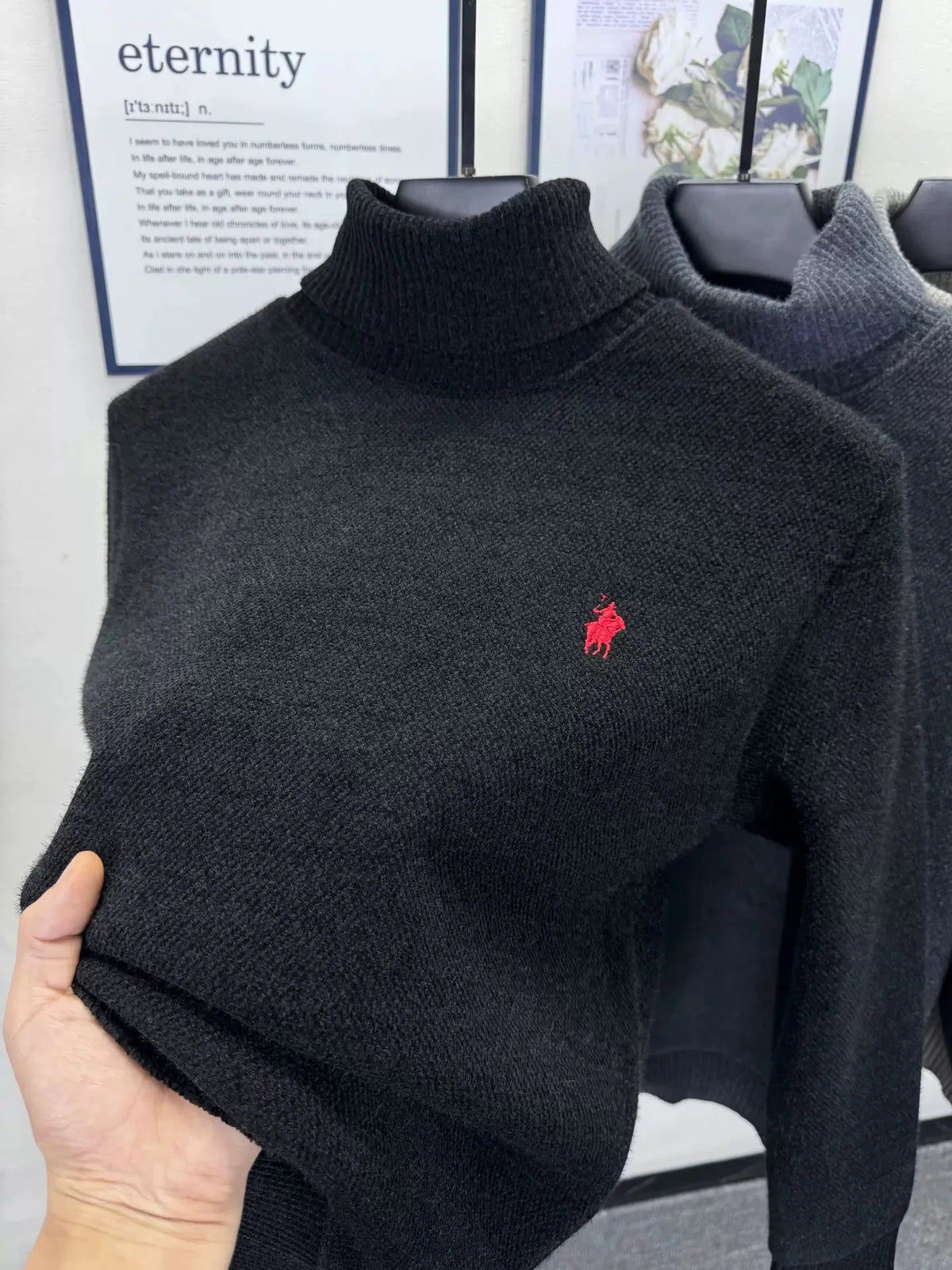 High end brand velvet sweater men's new fashion designer exquisite pony embroidery winter thick warm high neck knitted pullover