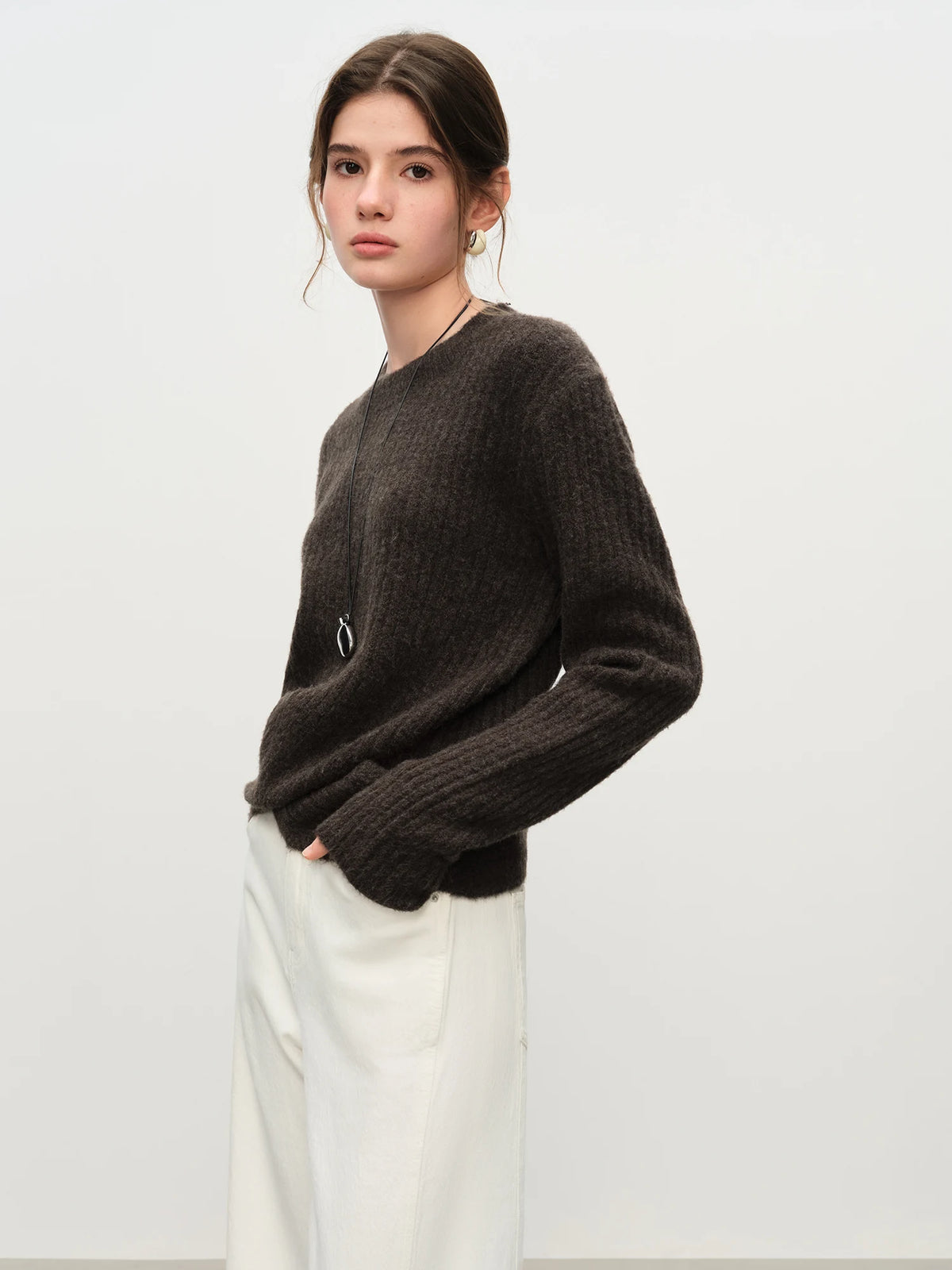 FSLE Fall 2025 Winter New Arrival Elegant Knitwear Twisted Knit Sweater and Skirt Two-Piece Outfit Sweater and Long Skirts Sets