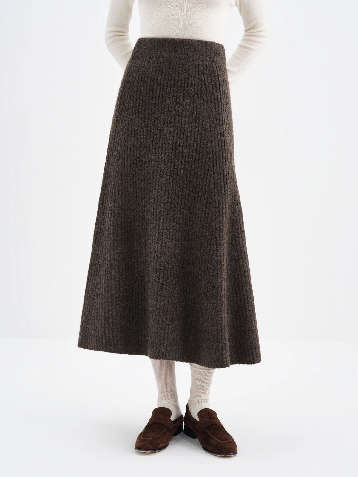 FSLE Fall 2025 Winter New Arrival Elegant Knitwear Twisted Knit Sweater and Skirt Two-Piece Outfit Sweater and Long Skirts Sets